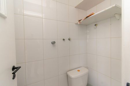 Apartamento à venda com 79m², 3 quartos e 2 vagas Apartamento à venda com 79m², 3 quartos e 2 vagasBanheiro de Serviço