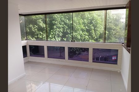 Apartamento para alugar com 94m², 2 quartos e 1 vaga Apartamento para alugar com 94m², 2 quartos e 1 vagaSala