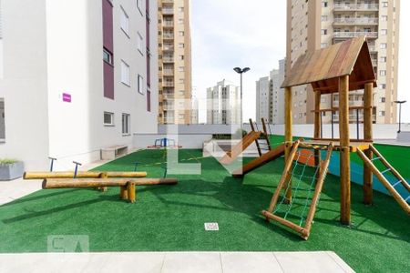 Apartamento para alugar com 45m², 2 quartos e 1 vaga Apartamento para alugar com 45m², 2 quartos e 1 vagaÁrea comum - Playground