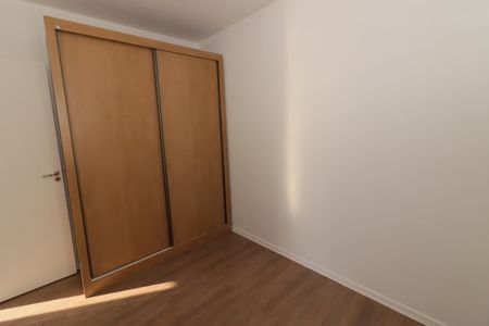 Quarto 1 de apartamento para alugar com 2 quartos, 45m² em São Pedro, Osasco