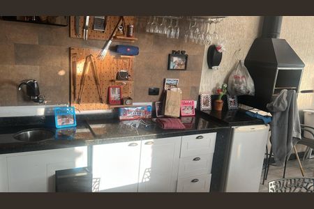 Apartamento à venda com 100m², 2 quartos e 1 vagaÁrea externa