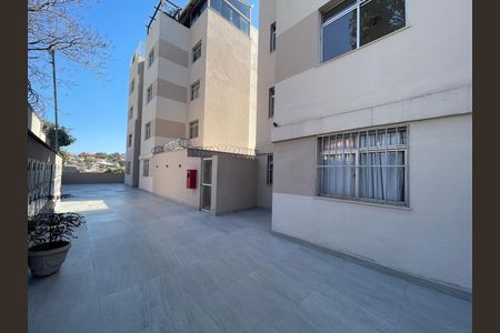 Apartamento para alugar com 55m², 2 quartos e 1 vagaHall de entrada