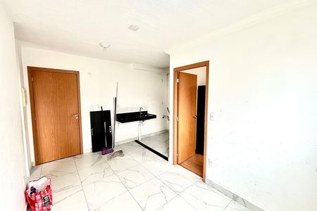 Sala de apartamento para alugar com 2 quartos, 33m² em Lageado, Ferraz de Vasconcelos
