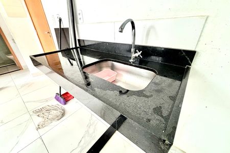 Cozinha de apartamento para alugar com 2 quartos, 33m² em Lageado, Ferraz de Vasconcelos