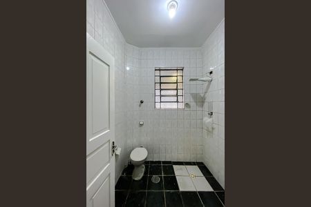 Banheiro de apartamento para alugar com 1 quarto, 85m² em Água Rasa, São Paulo