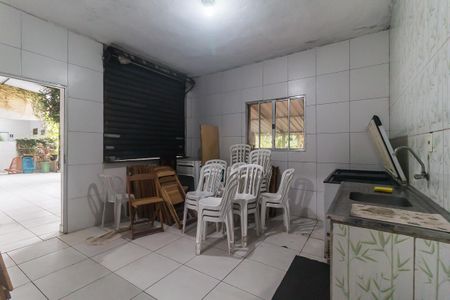Casa para alugar com 150m², 3 quartos e 6 vagas Casa para alugar com 150m², 3 quartos e 6 vagasCozinha Externa
