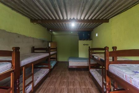 Casa para alugar com 150m², 3 quartos e 6 vagas Casa para alugar com 150m², 3 quartos e 6 vagasQuarto Externo 1