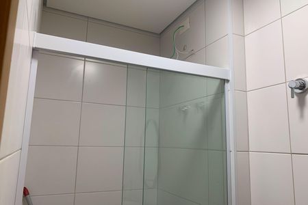 Apartamento para alugar com 103m², 2 quartos e 2 vagas Apartamento para alugar com 103m², 2 quartos e 2 vagasBanheiro de Serviço