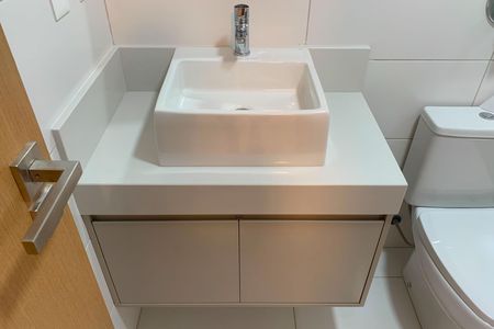 Apartamento para alugar com 103m², 2 quartos e 2 vagas Apartamento para alugar com 103m², 2 quartos e 2 vagasBanheiro da Suíte 2
