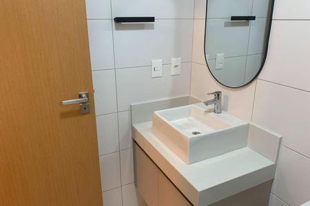 Apartamento para alugar com 103m², 2 quartos e 2 vagas Apartamento para alugar com 103m², 2 quartos e 2 vagasBanheiro da Suíte 2