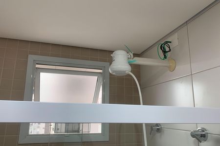 Apartamento para alugar com 103m², 2 quartos e 2 vagas Apartamento para alugar com 103m², 2 quartos e 2 vagasBanheiro da Suíte 1