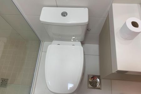 Apartamento para alugar com 103m², 2 quartos e 2 vagas Apartamento para alugar com 103m², 2 quartos e 2 vagasBanheiro da Suíte 1