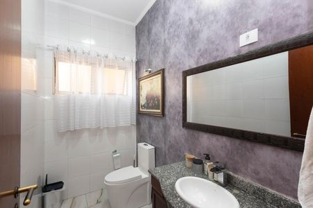Casa à venda com 261m², 3 quartos e 4 vagasLavabo