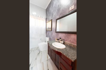 Casa à venda com 261m², 3 quartos e 4 vagasLavabo