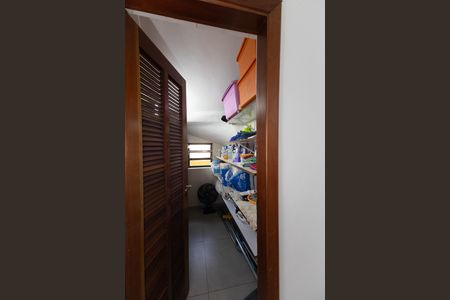 Casa à venda com 261m², 3 quartos e 4 vagasDespensa