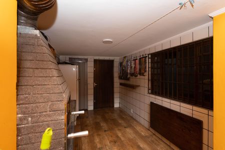Casa à venda com 261m², 3 quartos e 4 vagasQuintal / Churrasqueira