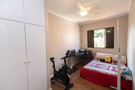 Casa à venda com 261m², 3 quartos e 4 vagasQuarto 3