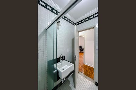 Apartamento para alugar com 110m², 2 quartos e sem vaga Apartamento para alugar com 110m², 2 quartos e sem vagaBanheiro