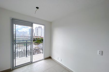Sala de apartamento para alugar com 2 quartos, 110m² em Vila Claudia, São Paulo