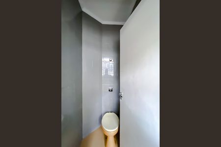 Apartamento para alugar com 110m², 2 quartos e sem vaga Apartamento para alugar com 110m², 2 quartos e sem vagaBanheiro de serviço
