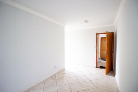 Sala de apartamento para alugar com 2 quartos, 49m² em Ressaca, Contagem