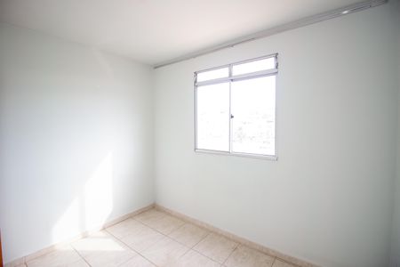 Quarto 2 de apartamento para alugar com 2 quartos, 49m² em Ressaca, Contagem