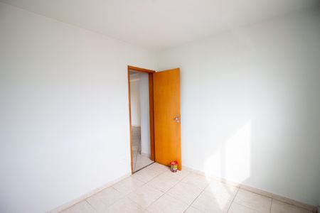 Quarto 2 de apartamento para alugar com 2 quartos, 49m² em Ressaca, Contagem