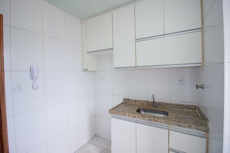 Apartamento para alugar com 49m², 2 quartos e 1 vaga Apartamento para alugar com 49m², 2 quartos e 1 vagaCozinha e Área de Serviço