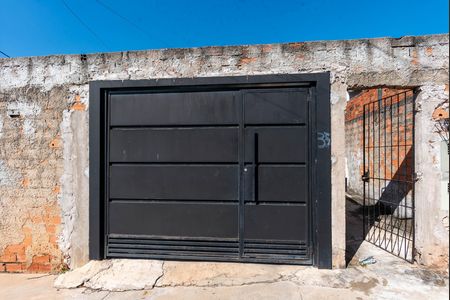 Casa à venda com 126m², 1 quarto e 2 vagas Casa à venda com 126m², 1 quarto e 2 vagasCasa 1 - Fachada