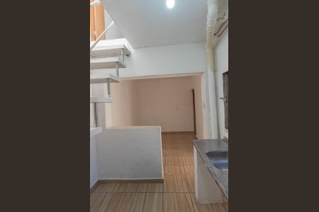 Casa à venda com 126m², 1 quarto e 2 vagas Casa à venda com 126m², 1 quarto e 2 vagasCasa 2- Cozinha