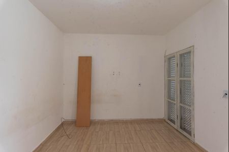 Casa à venda com 126m², 1 quarto e 2 vagas Casa à venda com 126m², 1 quarto e 2 vagasCasa 2- Suíte