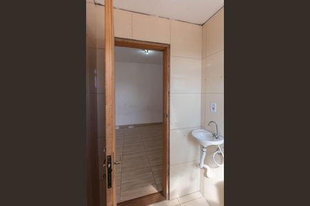 Casa à venda com 126m², 1 quarto e 2 vagas Casa à venda com 126m², 1 quarto e 2 vagasCasa 2- Banheiro da Suíte