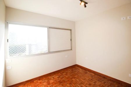 Apartamento à venda com 125m², 3 quartos e 1 vaga Apartamento à venda com 125m², 3 quartos e 1 vagaSala