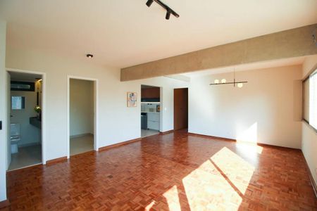 Apartamento à venda com 125m², 3 quartos e 1 vaga Apartamento à venda com 125m², 3 quartos e 1 vagaSala
