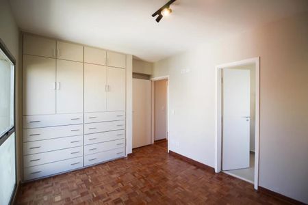 Apartamento à venda com 125m², 3 quartos e 1 vaga Apartamento à venda com 125m², 3 quartos e 1 vagaQuarto