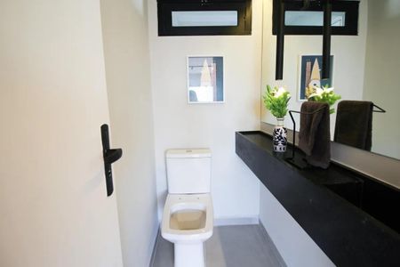 Apartamento à venda com 125m², 3 quartos e 1 vaga Apartamento à venda com 125m², 3 quartos e 1 vagaBanheiro