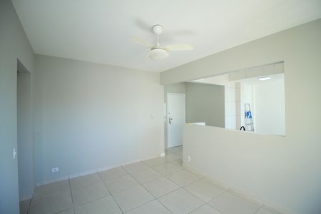 Apartamento para alugar com 56m², 2 quartos e sem vaga