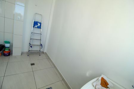 Apartamento para alugar com 56m², 2 quartos e sem vaga