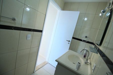 Apartamento para alugar com 56m², 2 quartos e sem vaga
