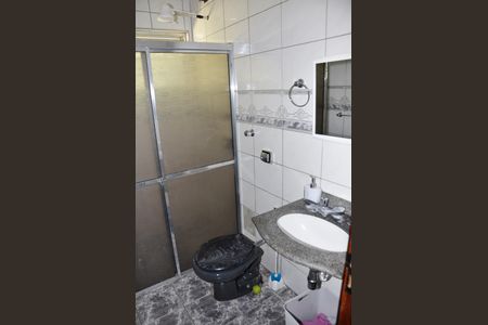 Casa para alugar com 119m², 4 quartos e 2 vagas Casa para alugar com 119m², 4 quartos e 2 vagasBanheiro Social
