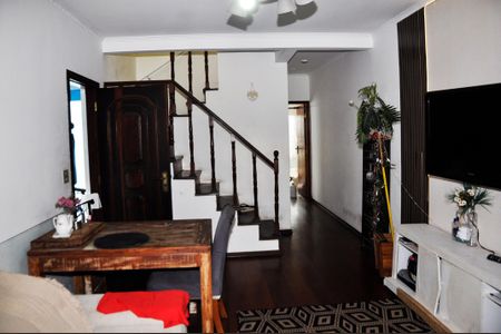 Casa para alugar com 119m², 4 quartos e 2 vagas Casa para alugar com 119m², 4 quartos e 2 vagasSala