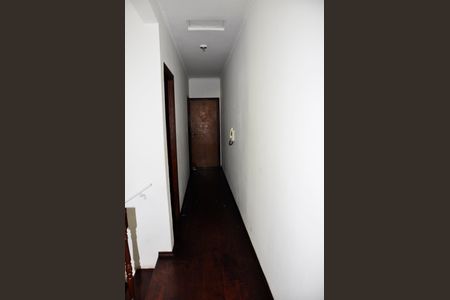 Casa para alugar com 119m², 4 quartos e 2 vagas Casa para alugar com 119m², 4 quartos e 2 vagasCorredor