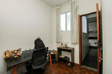 Apartamento para alugar com 155m², 3 quartos e 1 vagaQuarto