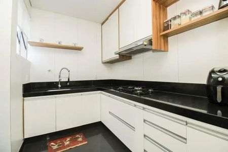 Apartamento para alugar com 155m², 3 quartos e 1 vagaCozinha