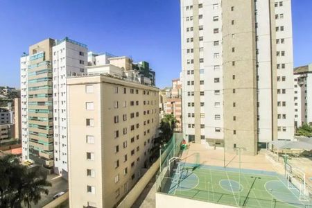 Apartamento para alugar com 155m², 3 quartos e 1 vagaárea externa