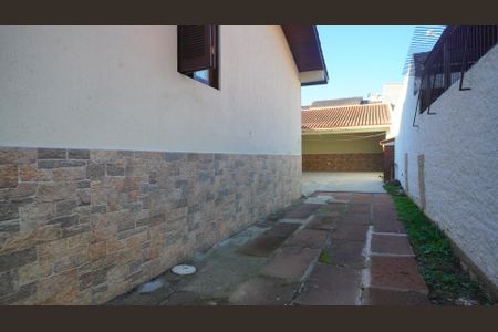 Garagem  de casa para alugar com 3 quartos, 120m² em Sarandi, Porto Alegre