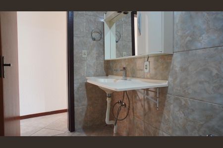Casa para alugar com 213m², 3 quartos e 2 vagas Casa para alugar com 213m², 3 quartos e 2 vagasBanheiro 1 suite