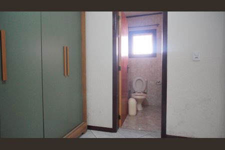 Casa para alugar com 213m², 3 quartos e 2 vagas Casa para alugar com 213m², 3 quartos e 2 vagasCloset