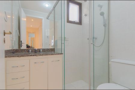 Apartamento para alugar com 84m², 3 quartos e 2 vagas Apartamento para alugar com 84m², 3 quartos e 2 vagasBanheiro Social
