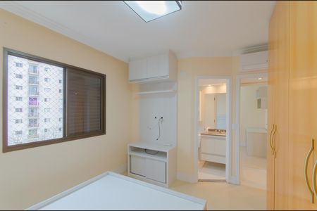 Apartamento para alugar com 84m², 3 quartos e 2 vagas Apartamento para alugar com 84m², 3 quartos e 2 vagasSuíte